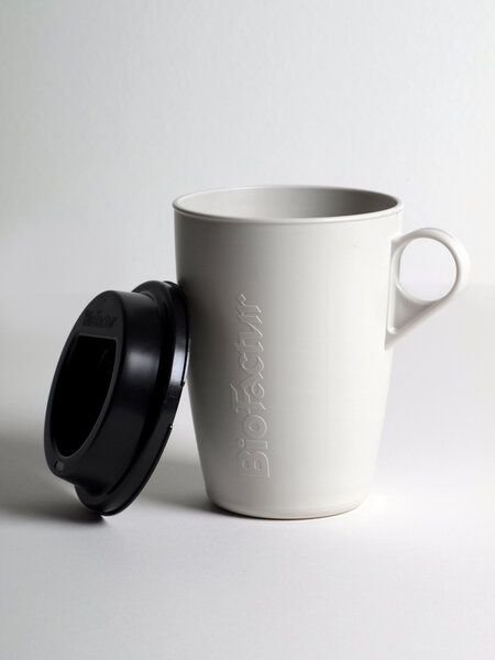 BioFactur Coffee Cup To Go aus Biokunststoff mit Deckel