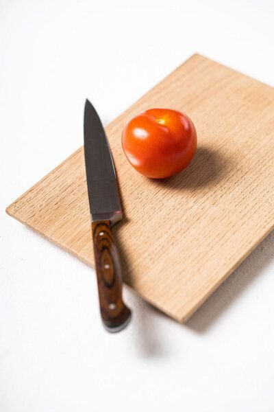 kleiderleiter_de Schneidebrett HANA, Küchenbrett mit Schweizer Kante aus massiver Eiche