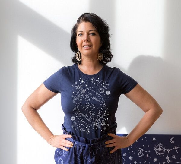 Sophia Schneider-Esleben T-Shirt Zodiac, Damen T-Shirt aus Bio-Baumwolle