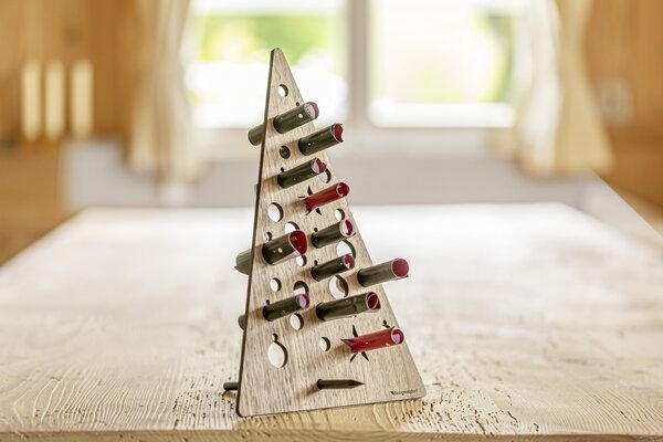 designimdorf ADVENTSBAUM – Nachhaltiger Adventskalender aus Nussbaum