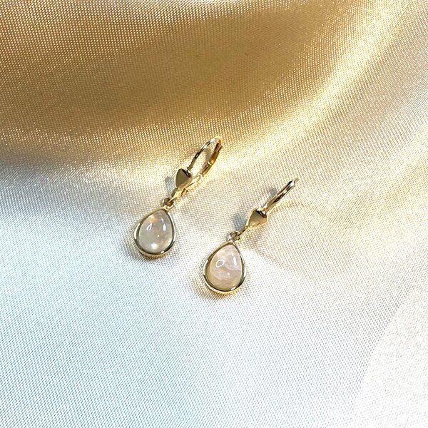 MOANINA Ohrringe Nola Mondstein - 375 Massivgold