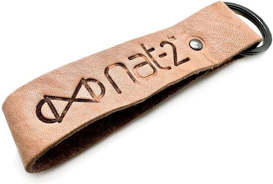 nat-2 Schlüsselanhänger aus japanischem Leder mit Rotwein, Matcha & Indigo gegerbt