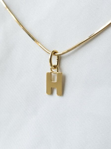 ST'ATOUR OMEGA – Buchstaben Anhänger A-Z