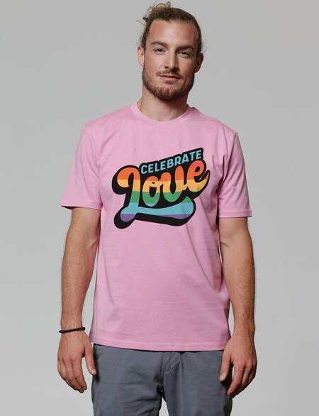 watapparel T-Shirt Unisex Celebrate Love
