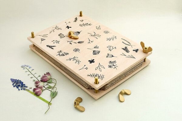 STUDIO KARAMELO BLUMENPRESSE »BLÜTEN & ZWEIGE«