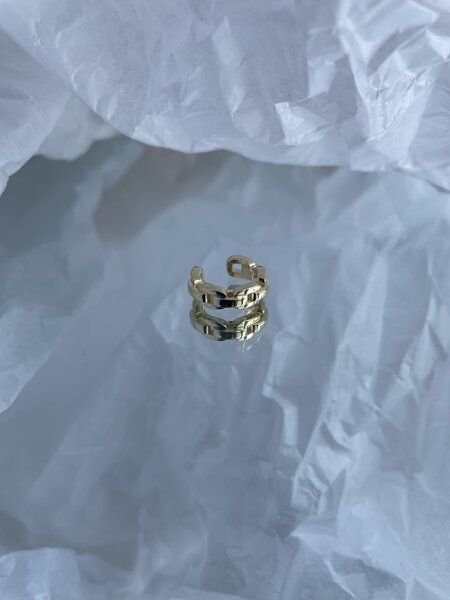 noemvri fashion label Chain earcuff