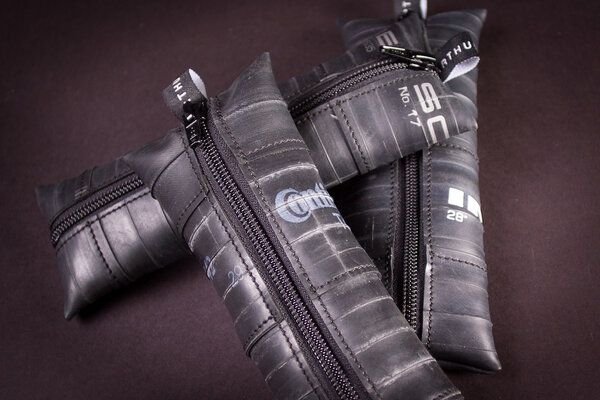 ARTHURKOPF Schlichter Schlamper aus Fahrradschlauch