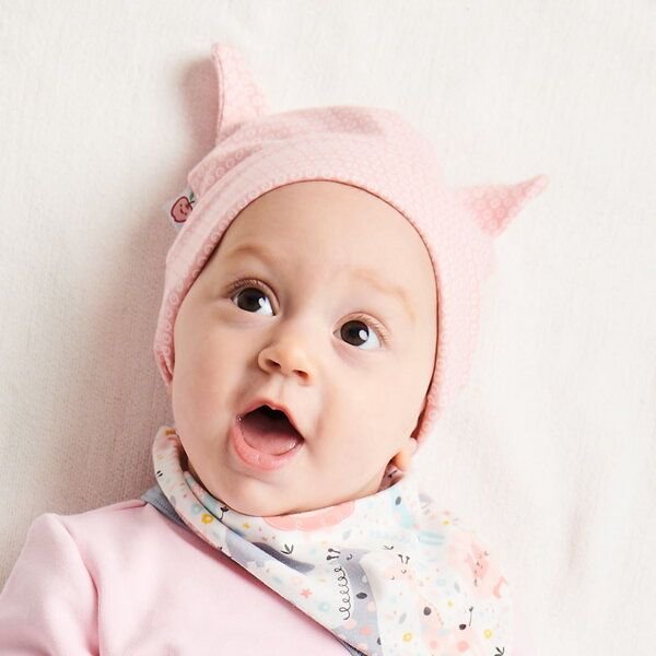 Cheeky Apple Gefüttertes Häubchen mit Bärenohren "Kuller Peach Rose" aus Bio-Baumwolle