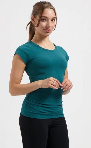 Urban Goddess Zefira Yoga Tee