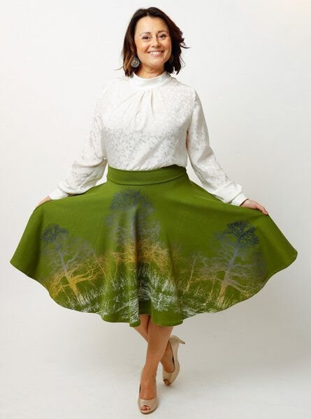 Peaces.bio - handbedruckte Biomode Tellerrock Baumgeschwister in Olivgrün