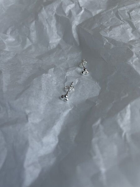 noemvri fashion label Meggi Kugelohrstecker