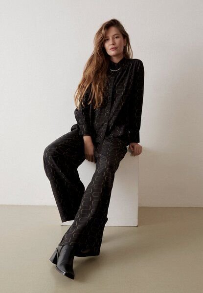 Givn Berlin Geraffte Bluse GBKASIA aus TENCEL mit Peach-Effekt