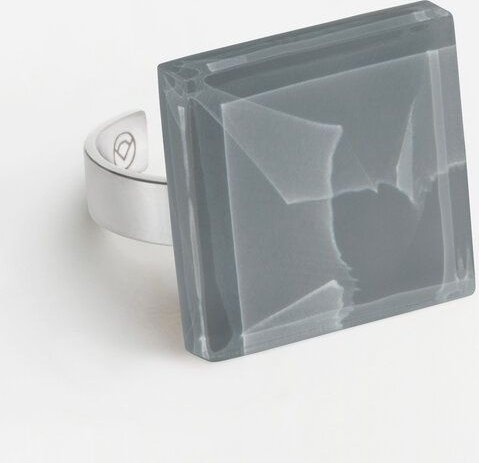 ALEXASCHA Geometrischer Statement Ring aus Glas | PUREFORM