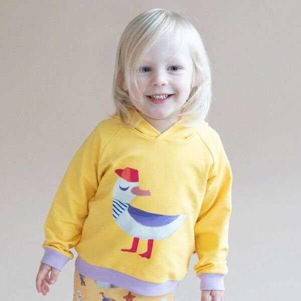 Curious Stories Hoodie für Kinder aus Bio-Baumwolle "Polar Play"