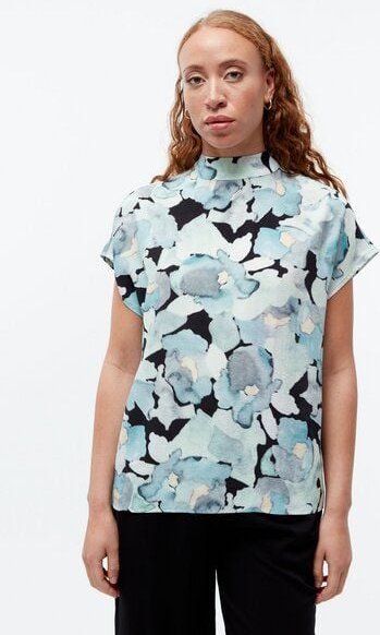 Givn Berlin Kurzarmbluse GBLETIZIA mit Stehkragen aus TENCEL mit Peach-Effekt