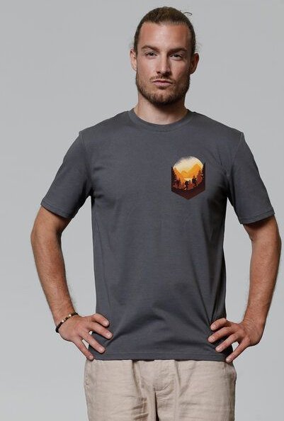 watapparel T-Shirt Unisex Hiking in the mountains