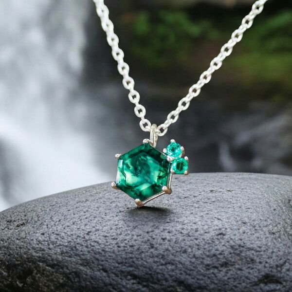 Spirit of Island Kette mit Anhänger | Hidden Forest