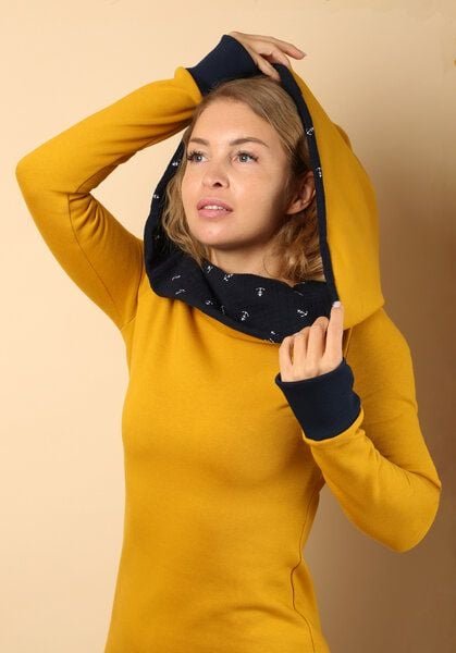 Die rote Zora Hoodiekleid Nord & Ostsee