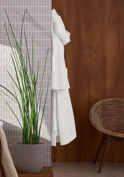 hessnatur Langer Bademantel Relaxed aus reiner Bio-Baumwolle