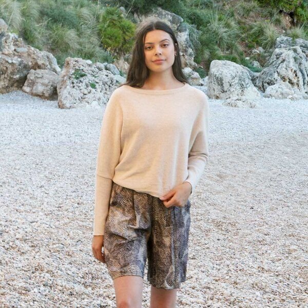 WiDDA berlin Gemusterte Bermuda-Shorts INDI radiance aus ECOVERO®