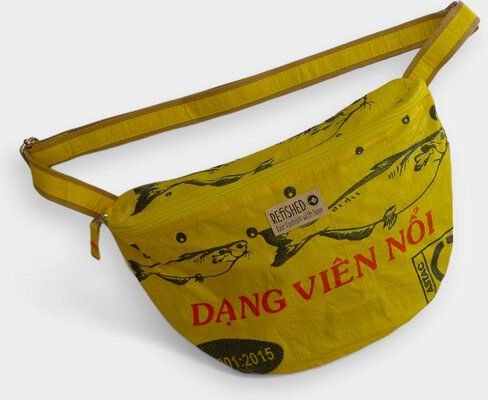 REFISHED fair fashion BUM BAG XL spezieller Gurt | Upcycelte Bauchtasche