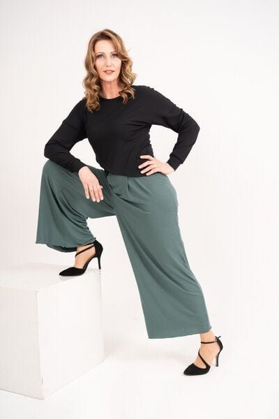 Vivien Joy Überkreuzter Pullover - Farrah Basic Pulli