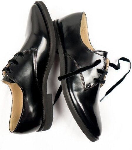 Will's Vegan Shop Luxe Derbys Patent Black Frauen