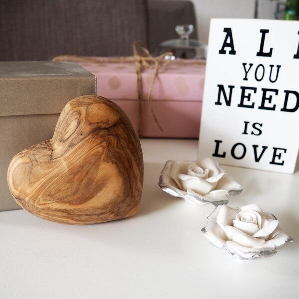 NATUREHOME Deko Herz Geschenk Handschmeichler Olivenholz Handarbeit