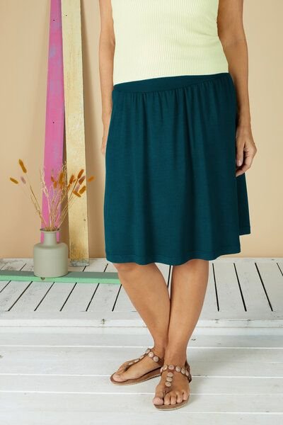 Thumbnail - La Gitana Luftiger, schwingender Sommerrock „Aurelie“ aus Bio Tencel, knielang.