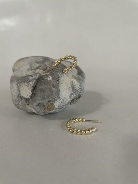 noemvri fashion label Swirl Creolen