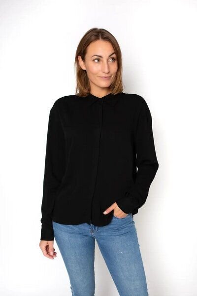 Zerum Bluse Modell: Simone aus EcoVero Viskose