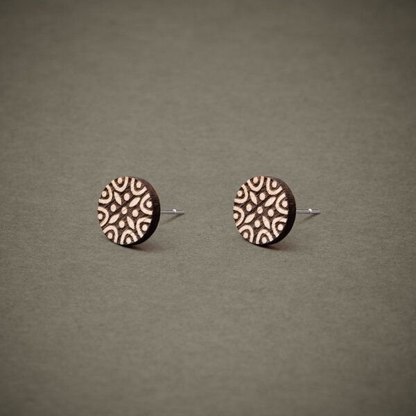 feinformart Ohrstecker / Ohrring aus Holz "Mandala2" 7mm / 9mm