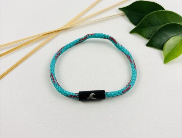 Purewater Upcycling-Geisternetzarmband mit gravierter Welle (Unisex)