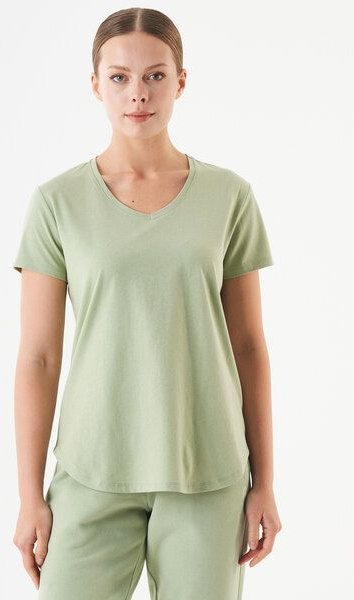 ORGANICATION ESSENTIALS-TUBA- Basic T-Shirt aus Bio-Baumwolle mit V-Ausschnitt