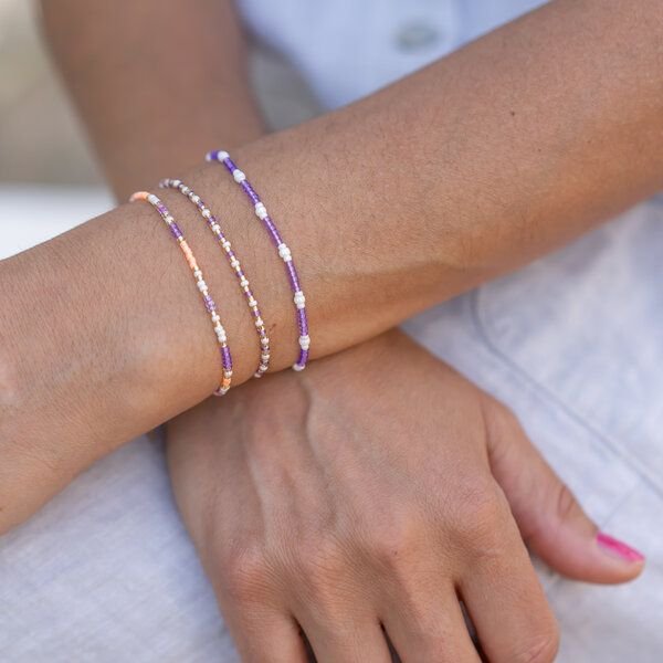 juni Sommer Perlenarmband "Pearl" in neon pink, lila, gelb oder golden