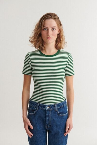 Basic Apparel Ludmilla T-Shirt mit Rundhalsausschnitt aus Bio-Baumwolle