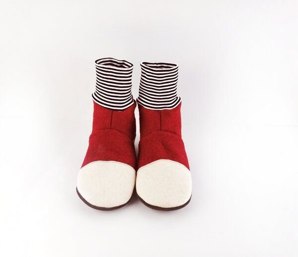 Süßstoff Hausschuhe aus Wolle mit Ledersohle, Hüttenschuhe