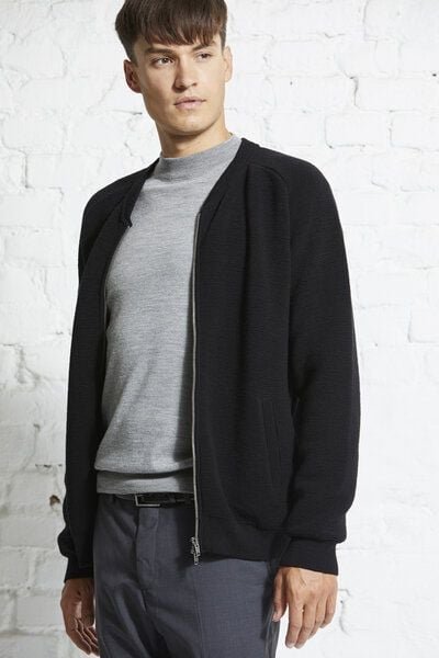 Wunderwerk Metro crewknit merino male