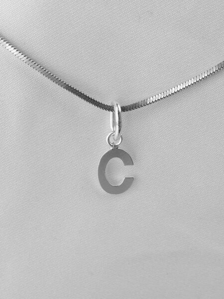 ST'ATOUR OMEGA – Buchstaben Anhänger A-Z