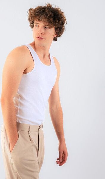 Honest Basics Geripptes Tank-Top