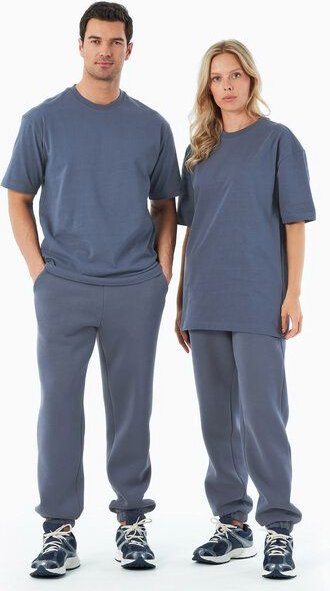 ORGANICATION TUSSEM | Essentials Travel Unisex T-Shirt aus Bio-Baumwolle