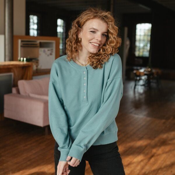 NORDLICHT Henley Sweater Vanja aus 100% Bio-Baumwolle