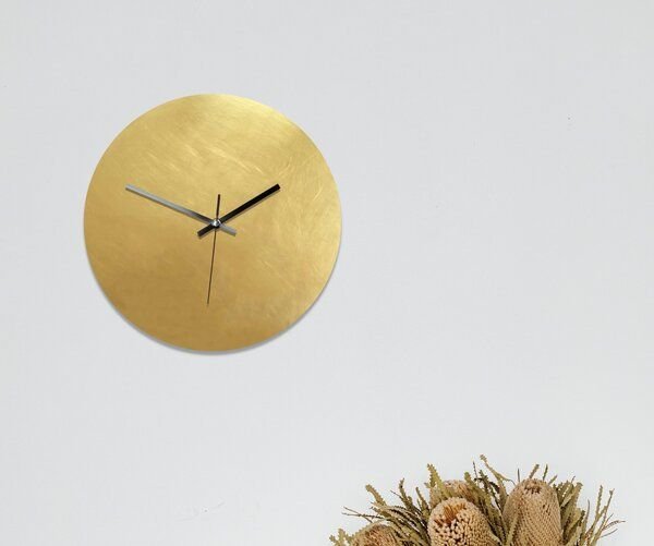 Calvill Lautlose Wanduhr aus reinem Messing
