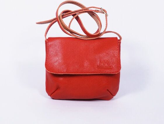 monday market Ledertäschchen Wilma aus pflanzlich gegerbtem Leder