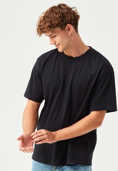 COREBASE T-Shirt "BoxFit" aus 100% Bio-Baumwolle