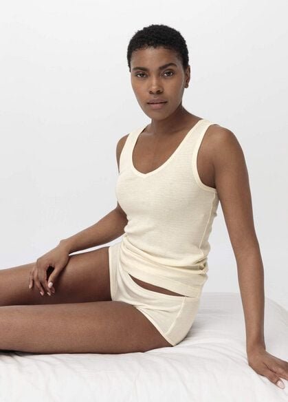 hessnatur Funktions-Tanktop mit Bio-Merinowolle und Seide