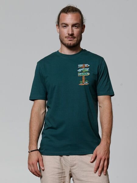 Thumbnail - watapparel T-Shirt Unisex Adventure is everywhere