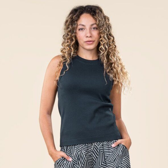 Living Crafts Top - RITA