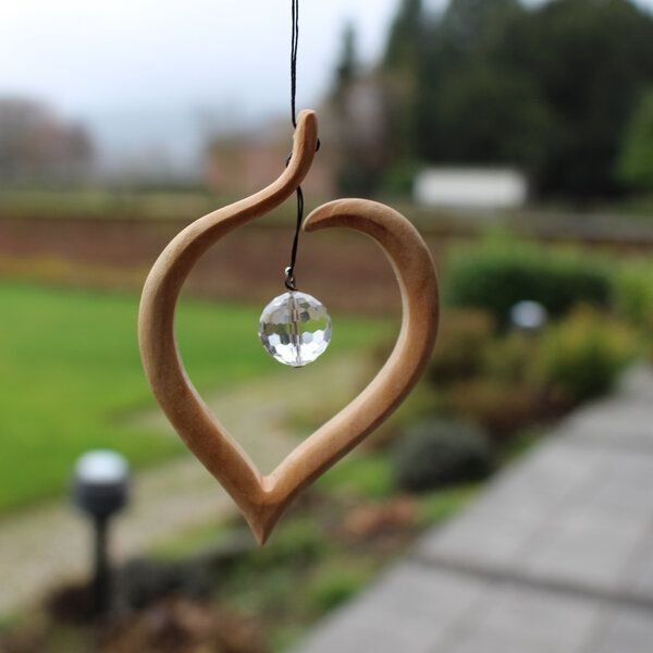 Mitienda Shop Fensterschmuck aus Holz | Lindenblatt mit Kristall