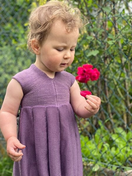 vincente Gestricktes Sommerkleid aus TENCEL